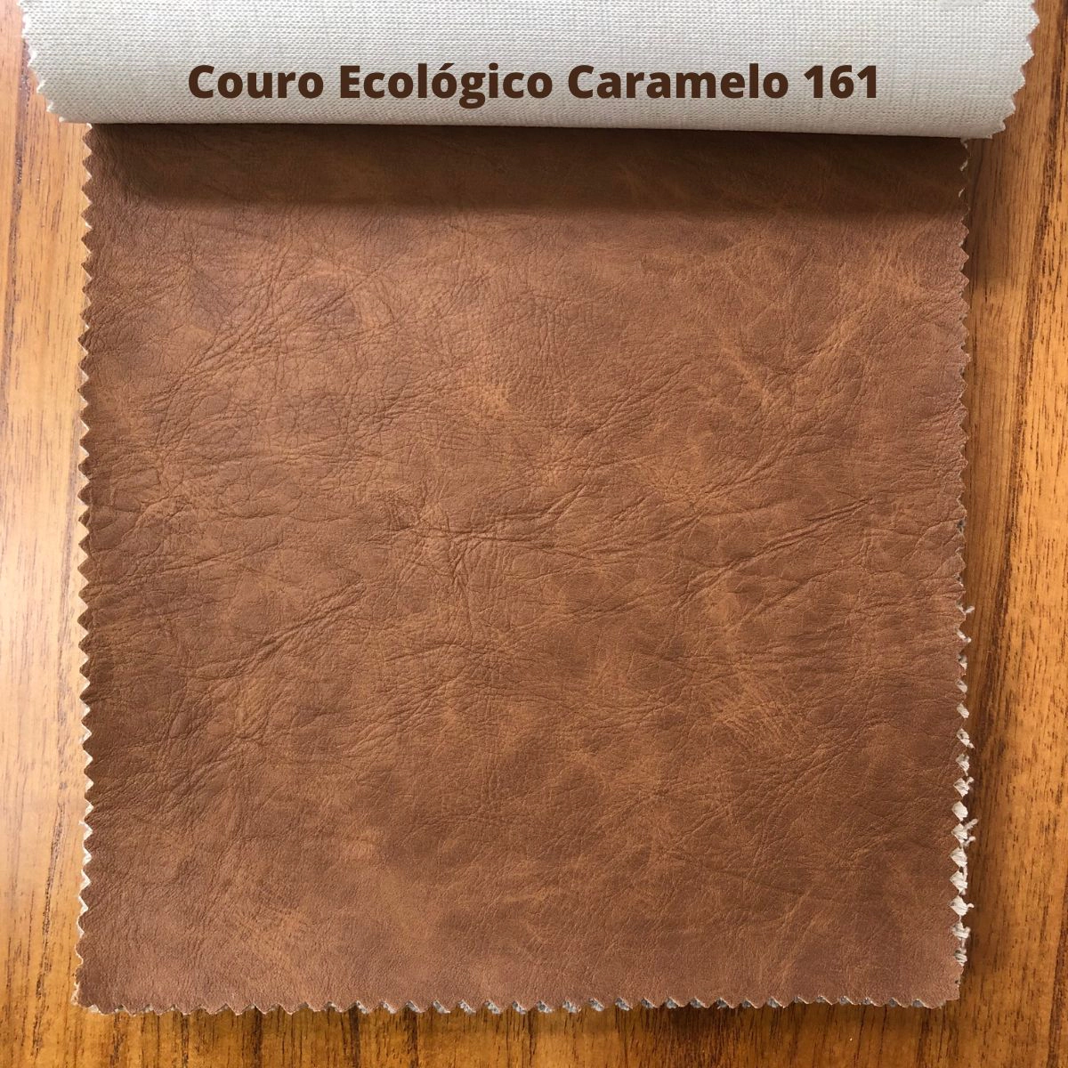 Cadeira Íris 101 Com Encosto Estofado Para Sala de Jantar