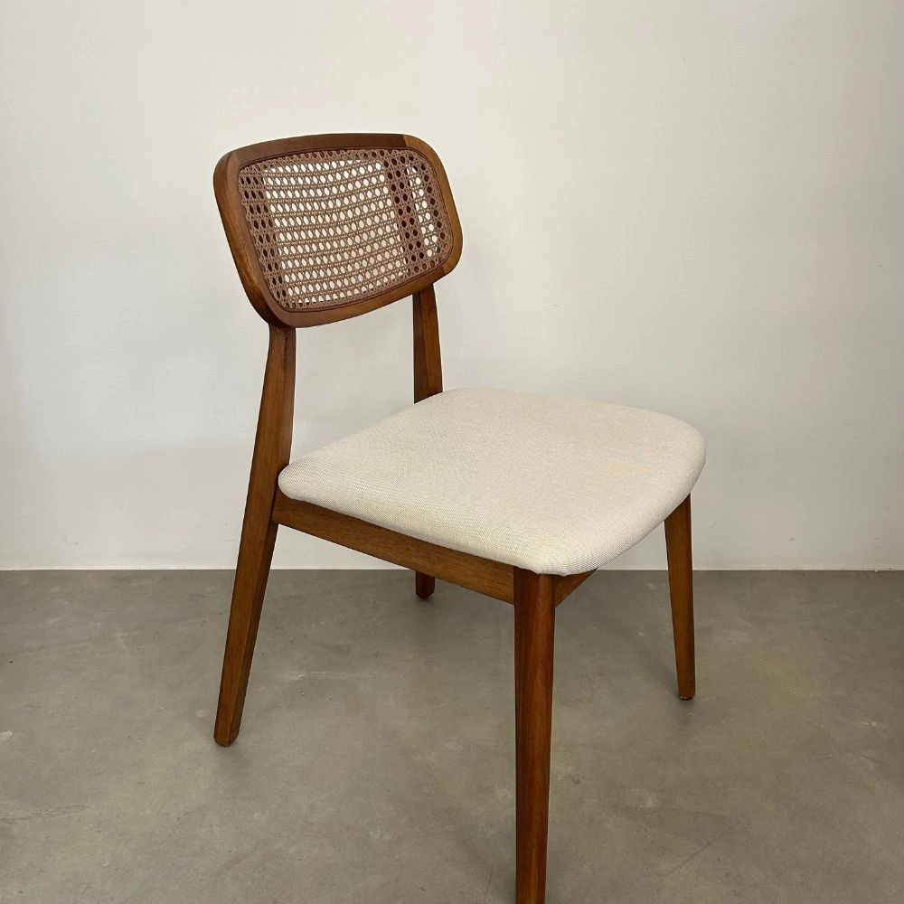 Cadeira Bari Castanho 102 Com Ratan Linho Off White PRONTA ENTREGA Lateral